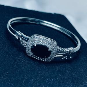 Black Onyx & Zirconia Silver-Plated Bangle