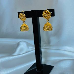 Sunehri Sitara – Golden Jhumka