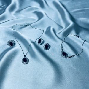 Midnight Grace – Black Stone Jewelry Set