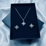 Diamond-Shaped Silver Jewelry Set – Necklace & Earrings
