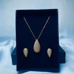 Teardrop Gold Jewelry Set – Necklace & Earrings
