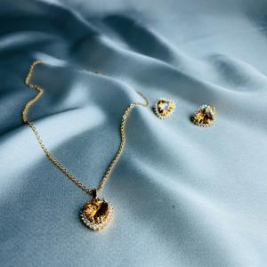 Romantic Gold Brown Heart Jewelry Set – Necklace & Earrings